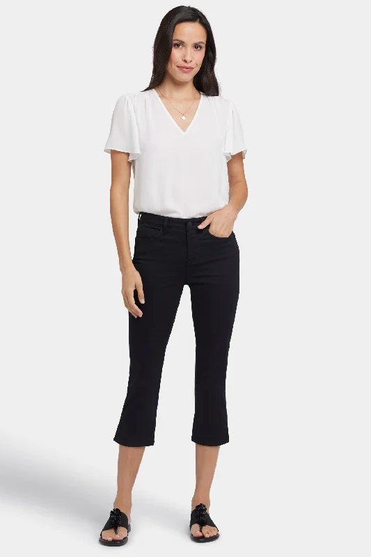 Chloe Capri Jeans - Black Monochromatic Office Style