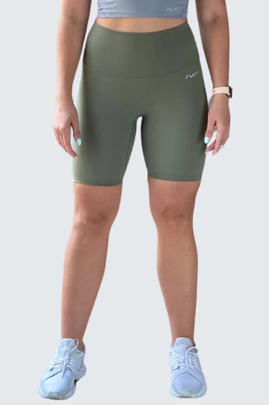 W SunSoft Flow Shorts 8" - Leaf Feminine Women's Style  Feminine Women's Style 