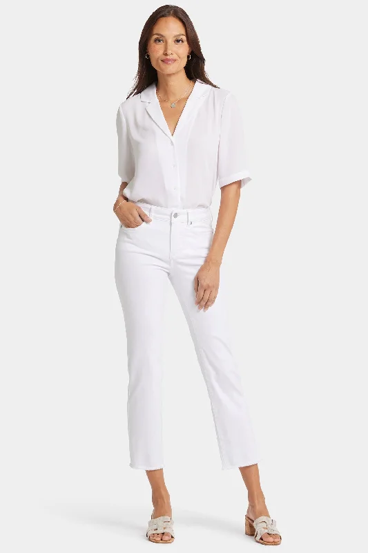 Marilyn Straight Ankle Jeans In Petite - Optic White Relaxed Women's Beachy