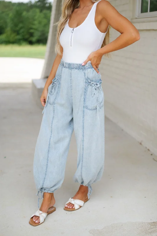 Vandy Pocket Detail Pants-Light Denim Classic Women's Pin - striped