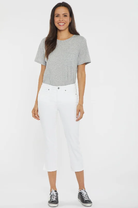 Chloe Capri Jeans - Optic White Dynamic Women's High - energy