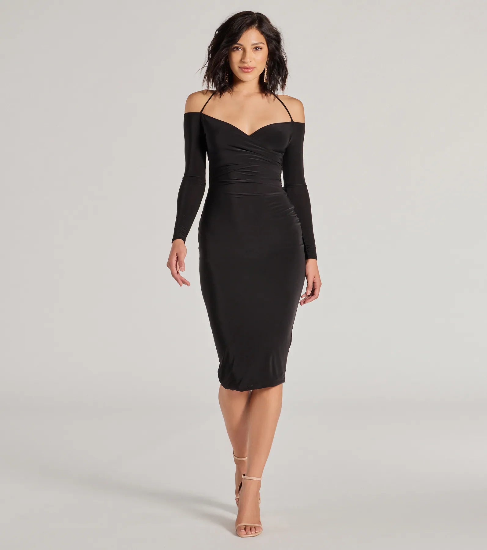 Strike A Pose Long Sleeve Halter Midi Dress Geometric