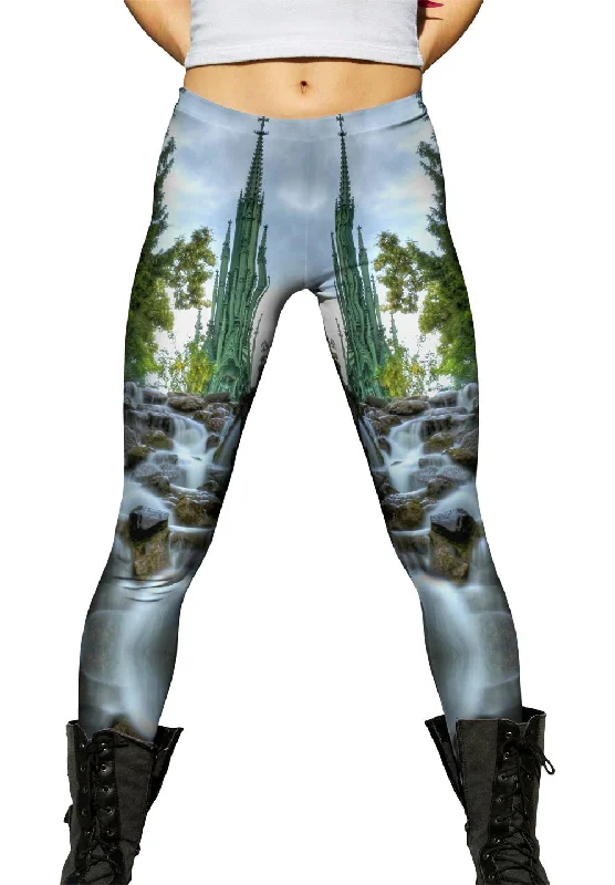 Kreuzergdenkmal Cascade Artistic Women's Hand - painted