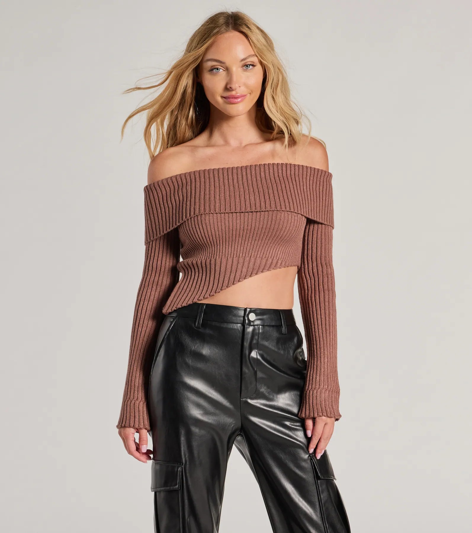Always Got The Glam Off-The-Shoulder Asymmetrical Crop Top Modern Women's Tech
