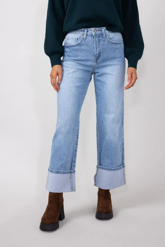 Vervet Gabby Super High-Rise Baggy Straight Jeans for Women in Medium Wash | T6513 Geometric