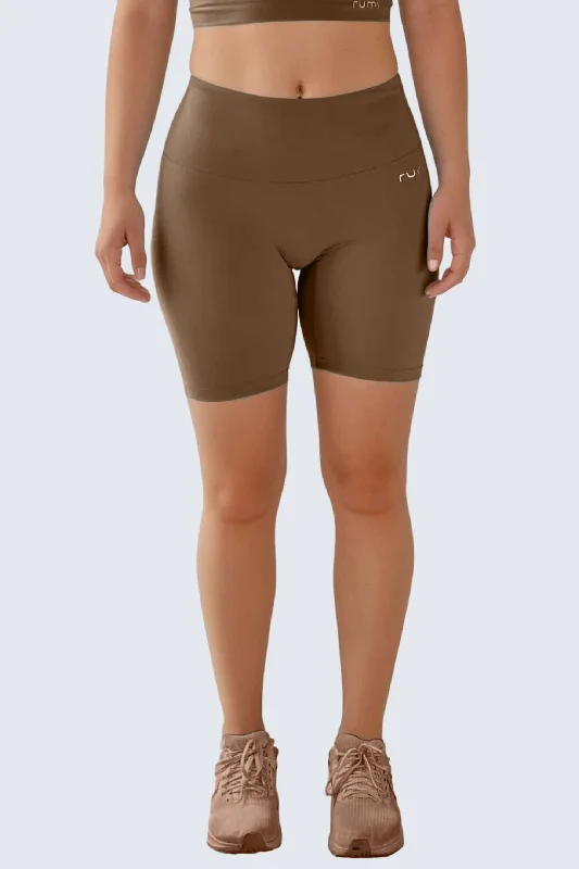 W Sunsoft Flow Shorts 8" - Cocoa Feminine Women's Style  Feminine Women's Style 