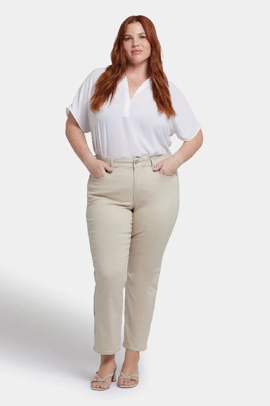Marilyn Straight Ankle Jeans In Plus Size - Feather Modern Women's 