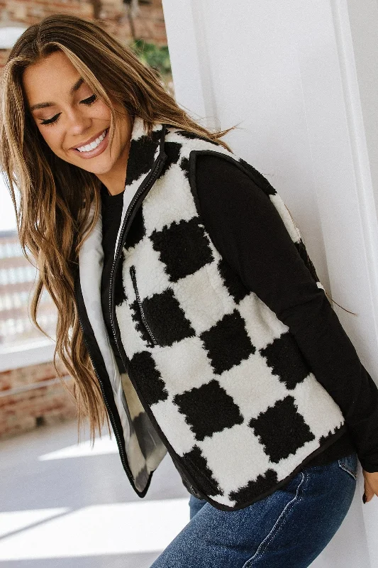 Meg Checkered Sherpa Collared Vest | S-XL Artistic Women's Avant - 