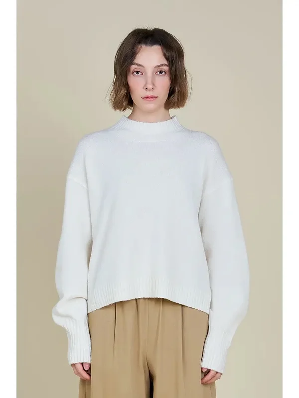 Rib Turtleneck Sweater - Ivory Preppy Women's College