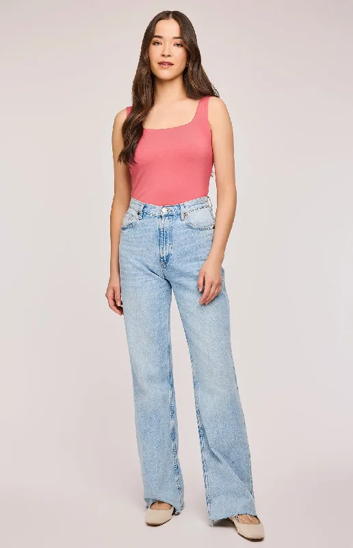 Belize Tank Youthful Women's Pop